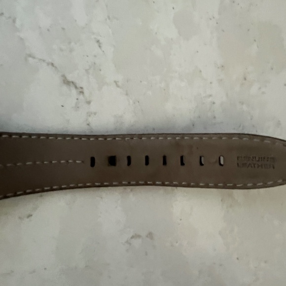 Men’s Tommy Bahama Relax Watch - Picture 5 of 9